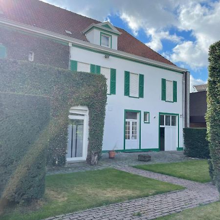 B&B The White House Wielsbeke Εξωτερικό φωτογραφία