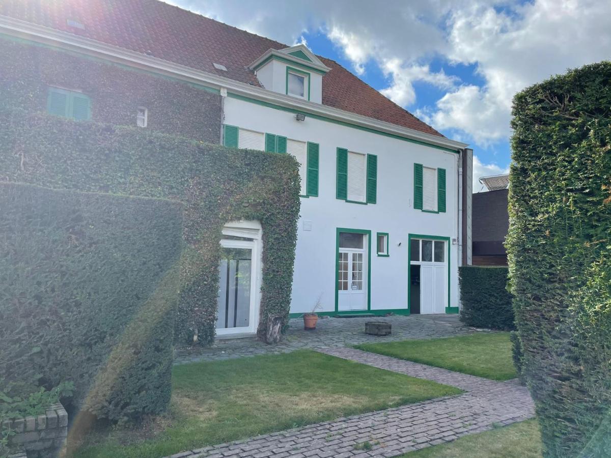 B&B The White House Wielsbeke Εξωτερικό φωτογραφία